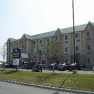 Super 8 By Wyndham West Hotel 2*